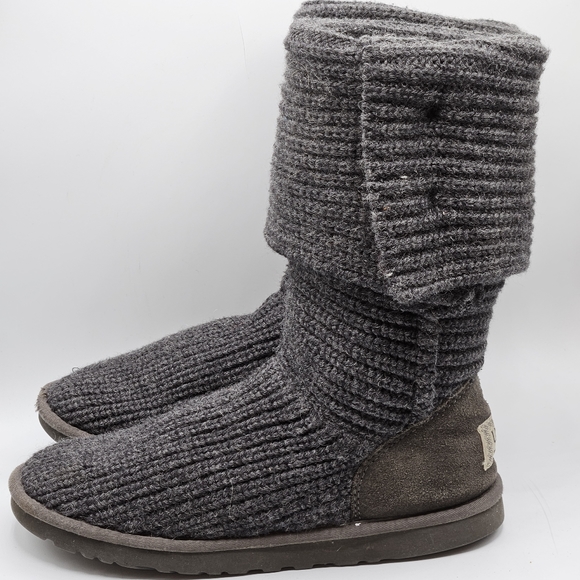 Ugg Australia 5 button 17.5" tall sweater style foldable boots size 9 - Picture 3 of 15